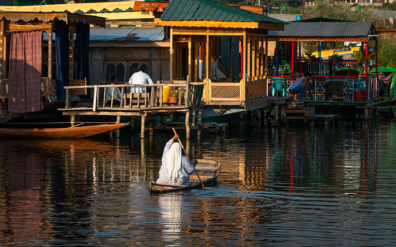 Kashmir Premium Experience
