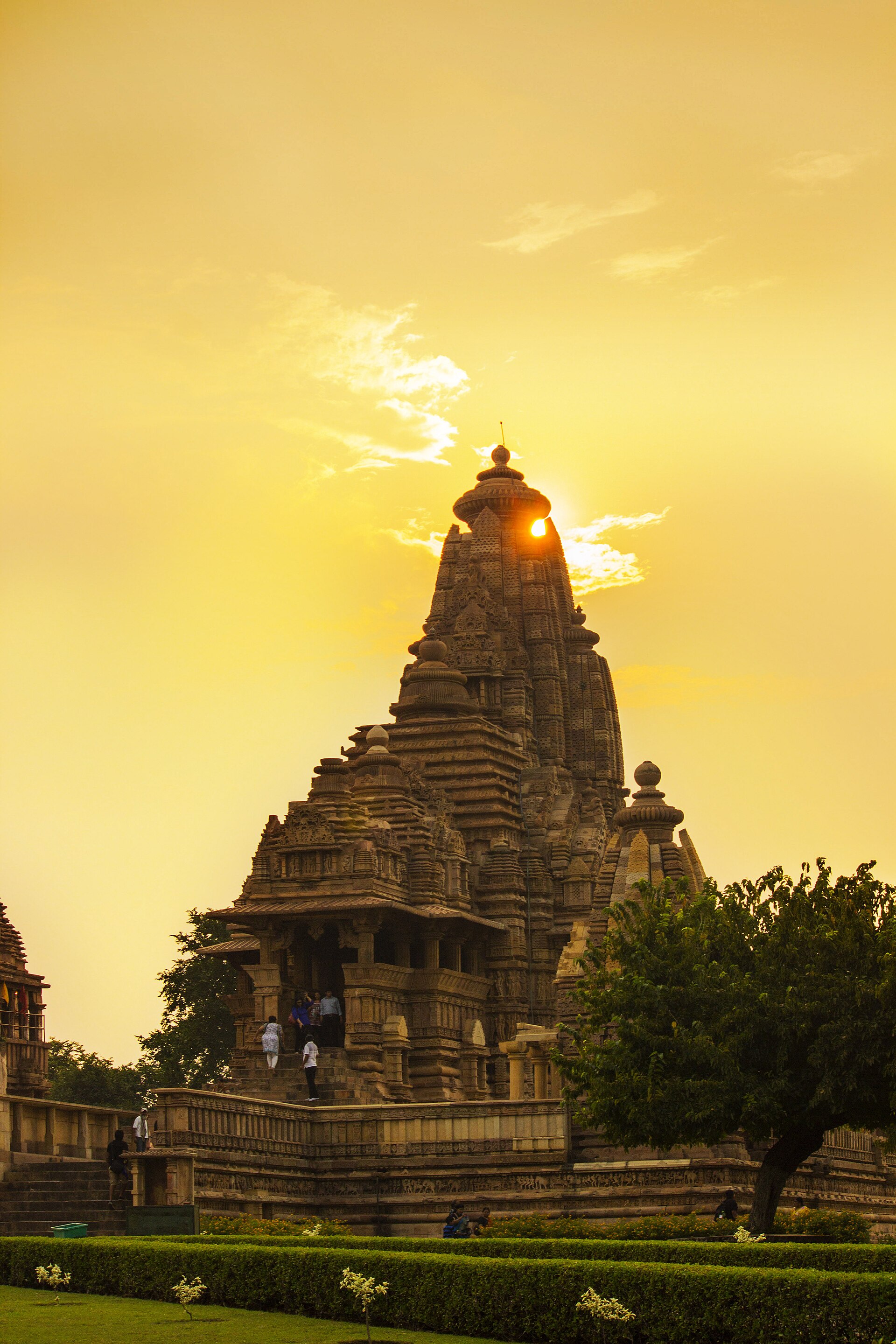 Ultimate Khajuraho Travel Guide (Madhya Pradesh)